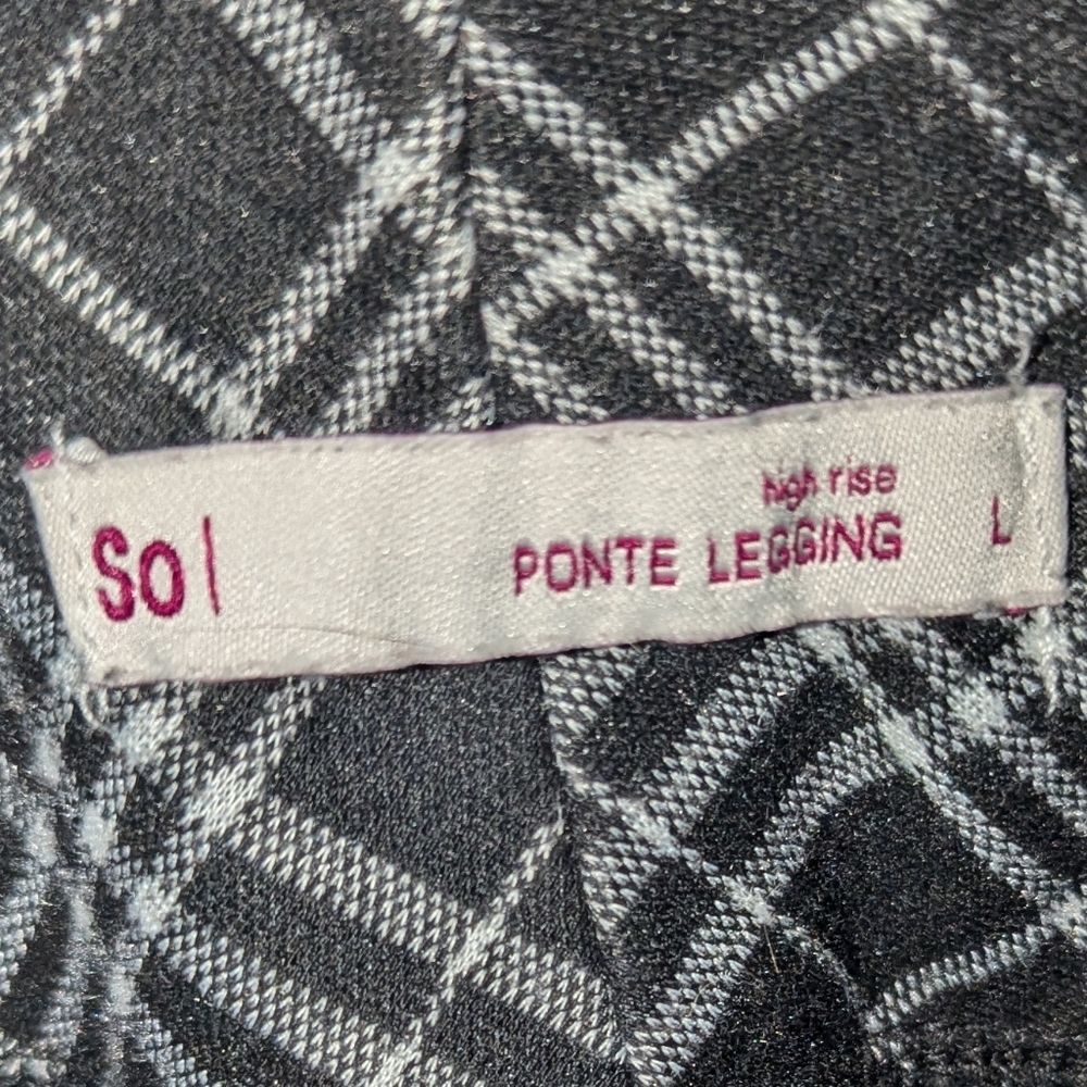 SO Monochrome Plaid Ponte Leggings - Picture 2 of 5